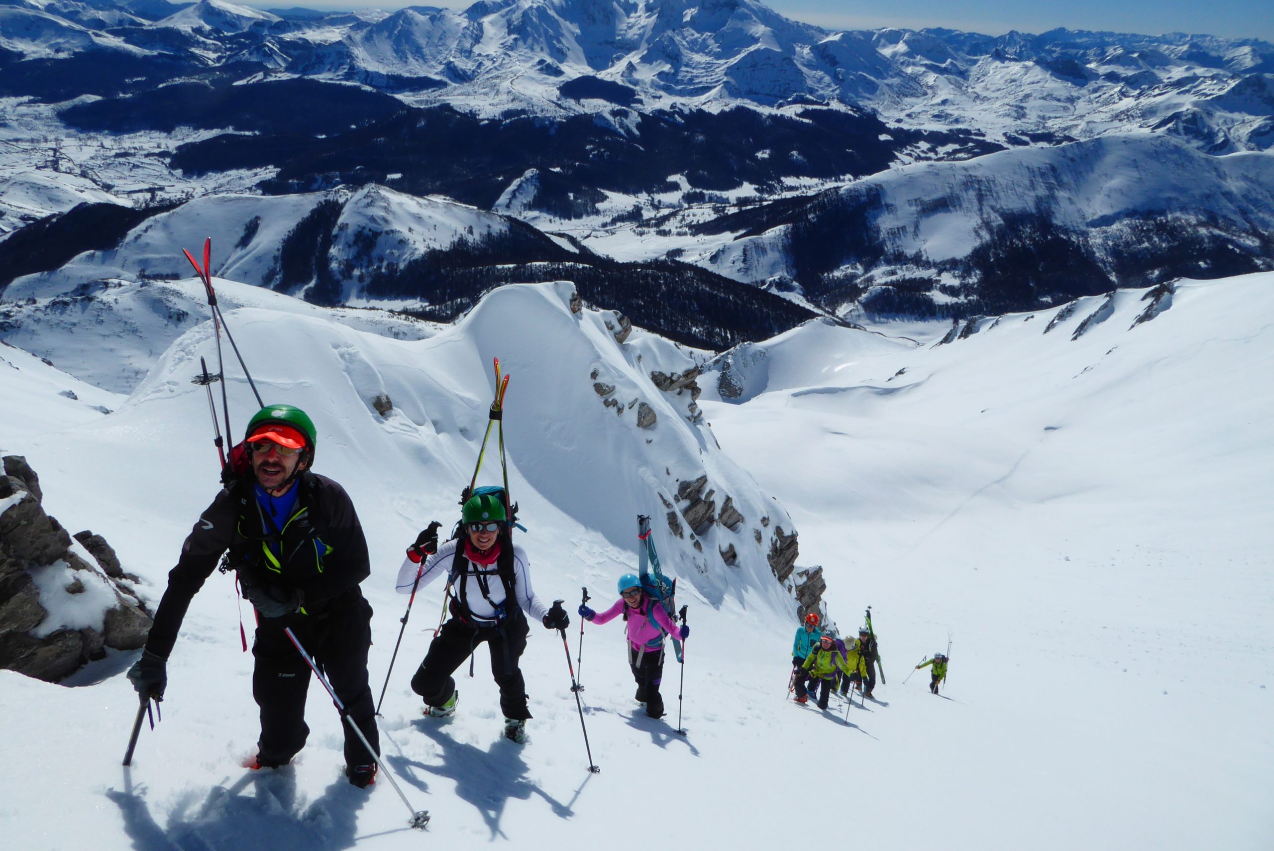 Esquí de montaña en la Cordillera Cantábrica. El Mampodre y Peña Ten